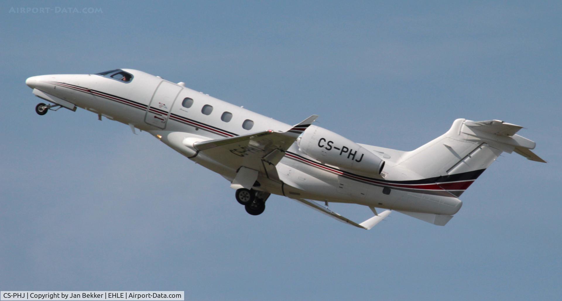 CS-PHJ, 2016 Embraer EMB-505 Phenom 300 C/N 50500336, Lelystad Airport