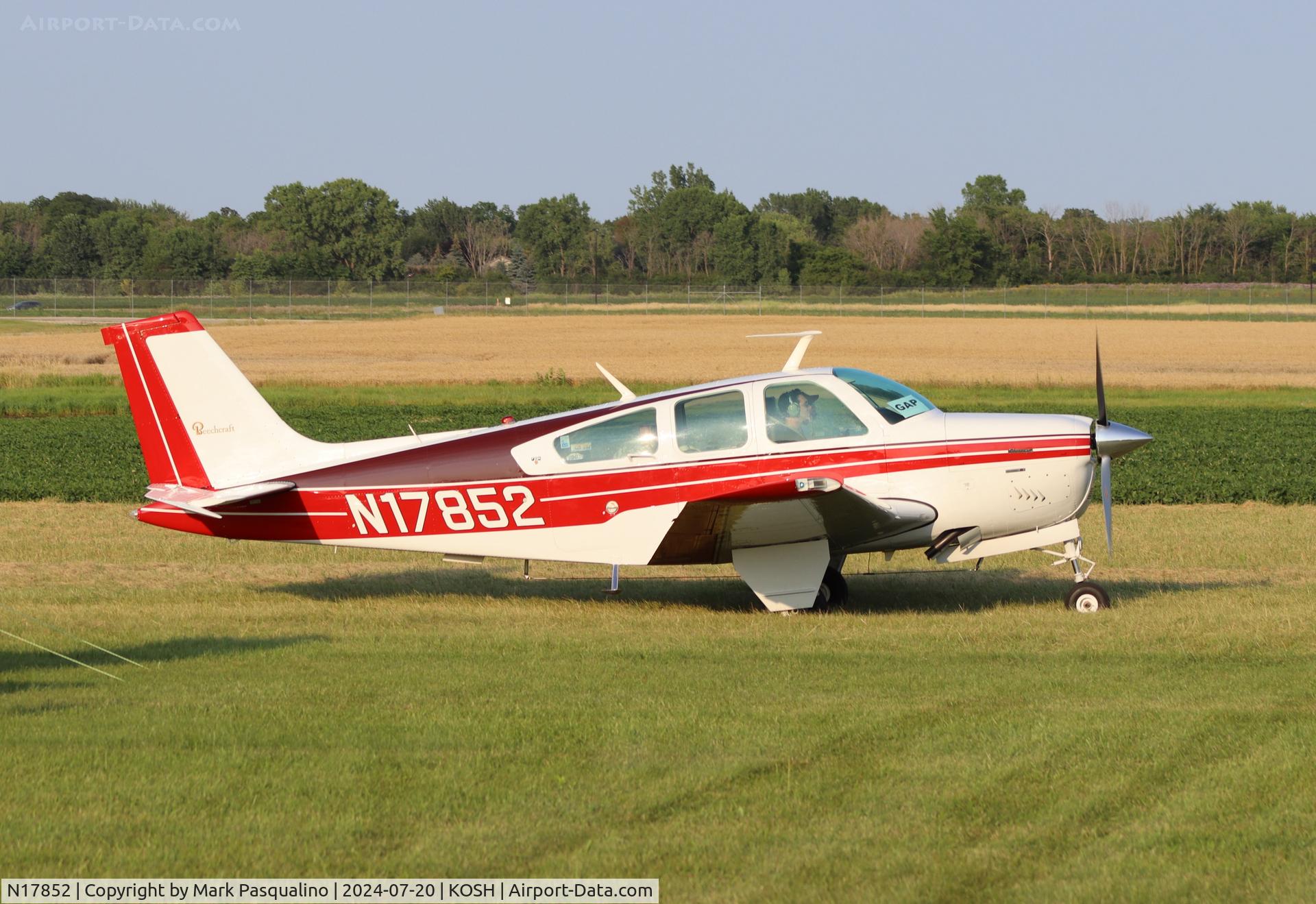 N17852, 1977 Beech F33A Bonanza C/N CE-715, Beech A36
