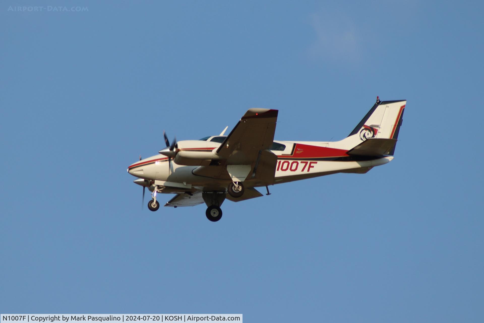 N1007F, 1968 Beech 95-B55 (T42A) Baron C/N TC-1163, Beech B55