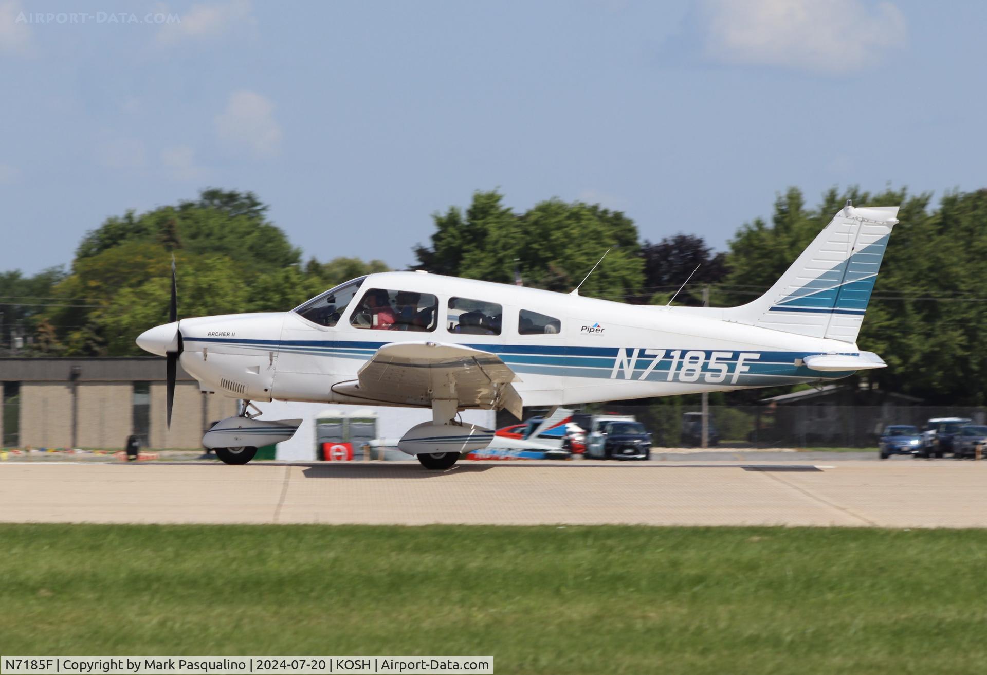N7185F, 1976 Piper PA-28-181 Archer C/N 28-7790186, Piper PA-28-181