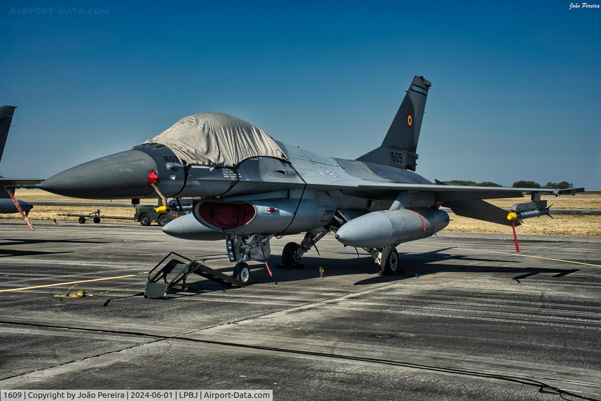 1609, General Dynamics F-16AM Fighting Falcon C/N 0000, Romania Air Force F16 at LPBJ
