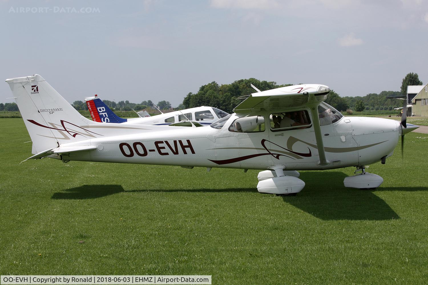 OO-EVH, 2008 Cessna 172S Skyhawk SP C/N 172S10755, at ehmz