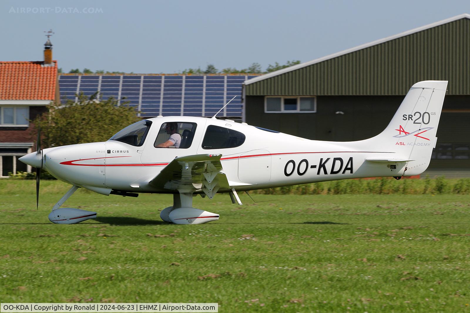 OO-KDA, 2010 Cirrus SR20 GS C/N 2036, at ehmz
