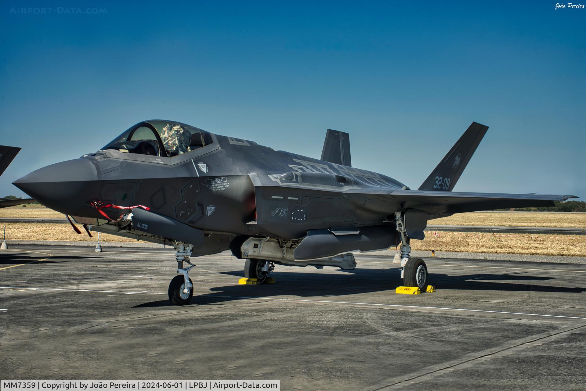 MM7359, 2017 Lockheed Martin F-35A Lightning II C/N AL-09, Italian AF F35A at LPBJ