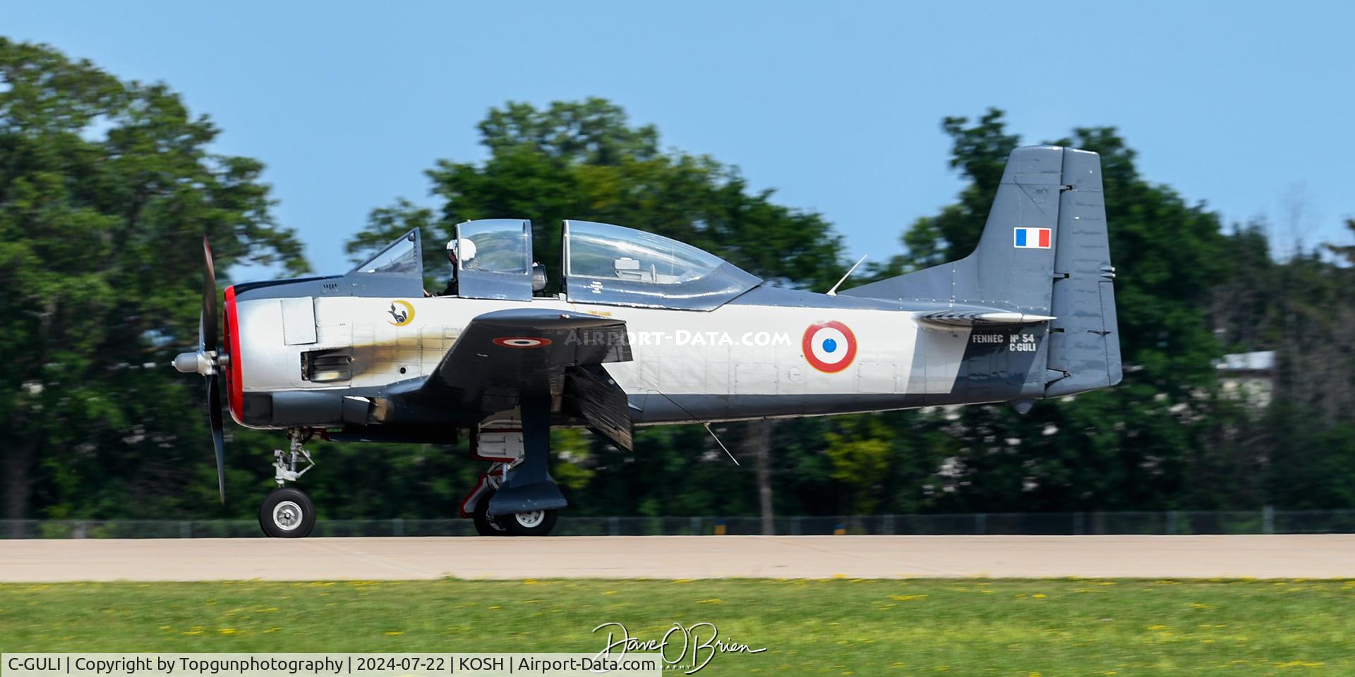 C-GULI, 1951 North American T-28A Trojan C/N 174-521, Oshkosh 24