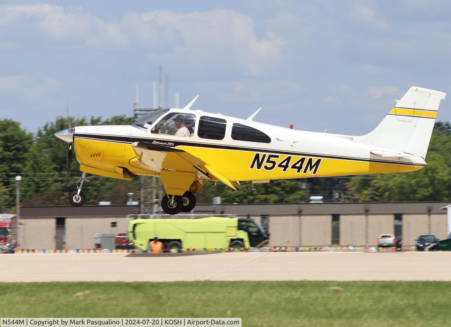 N544M, 1966 Beech 35-C33A Debonair C/N CE-104, Beech C33A