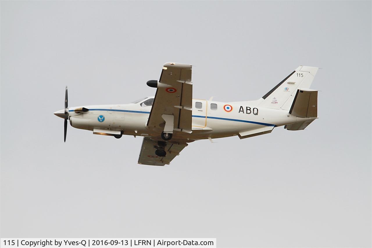 115, Socata TBM-700 C/N 115, Socata TBM-700B, Rennes St Jacques airport (LFRN-RNS)