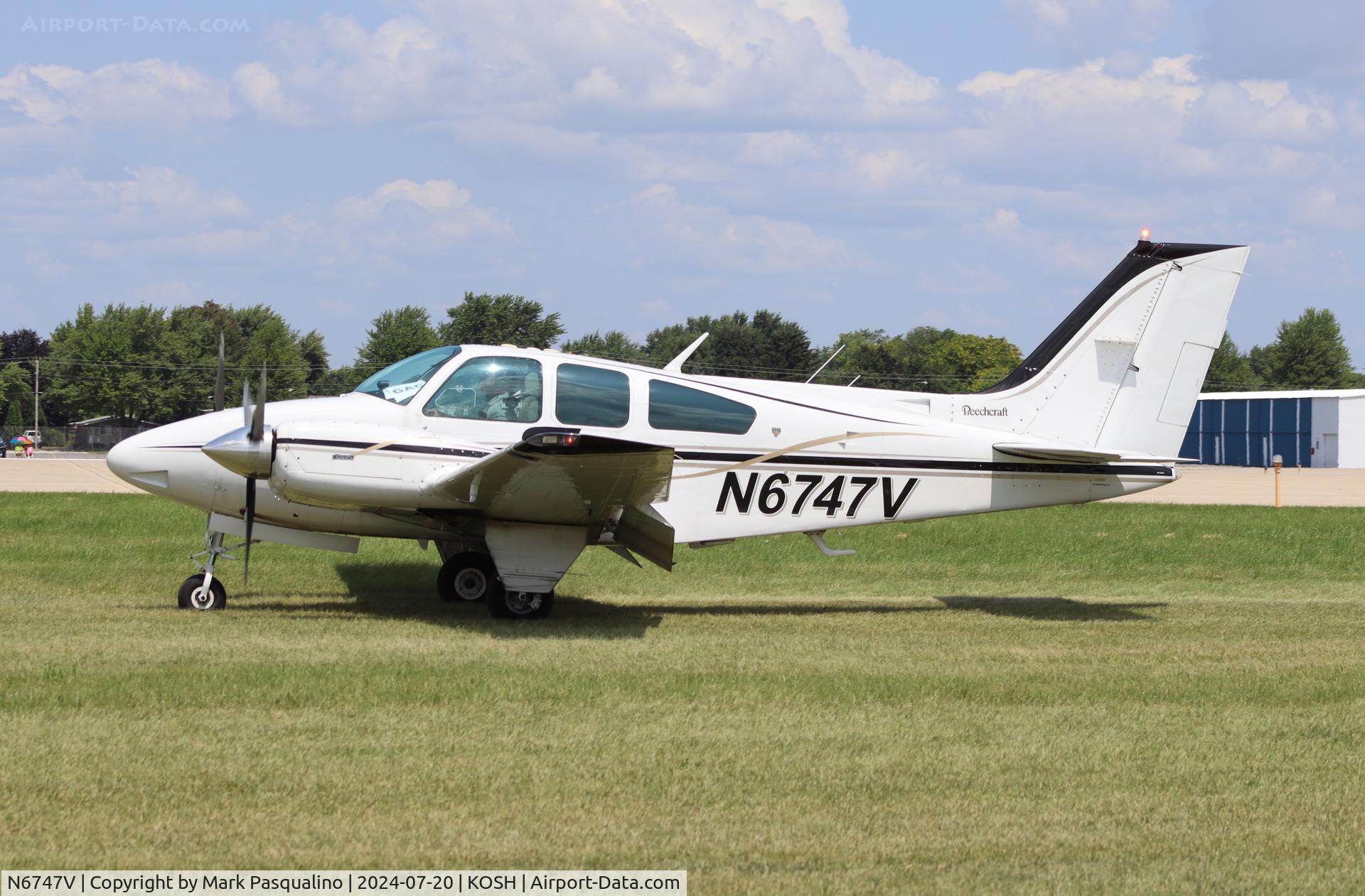N6747V, 1980 Beech 95-B55 (T42A) Baron C/N TC-2316, Beech B55