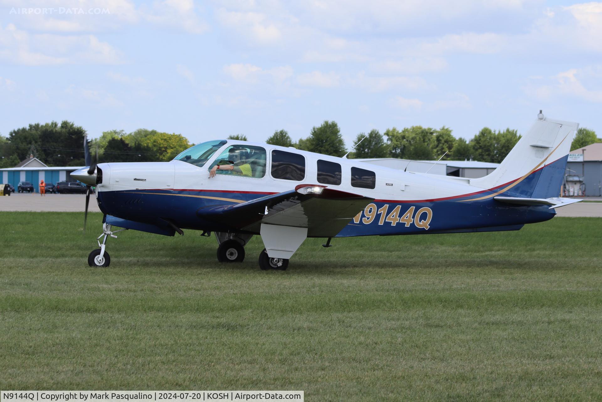 N9144Q, 1970 Beech A36 Bonanza 36 C/N E-250, Beech A36