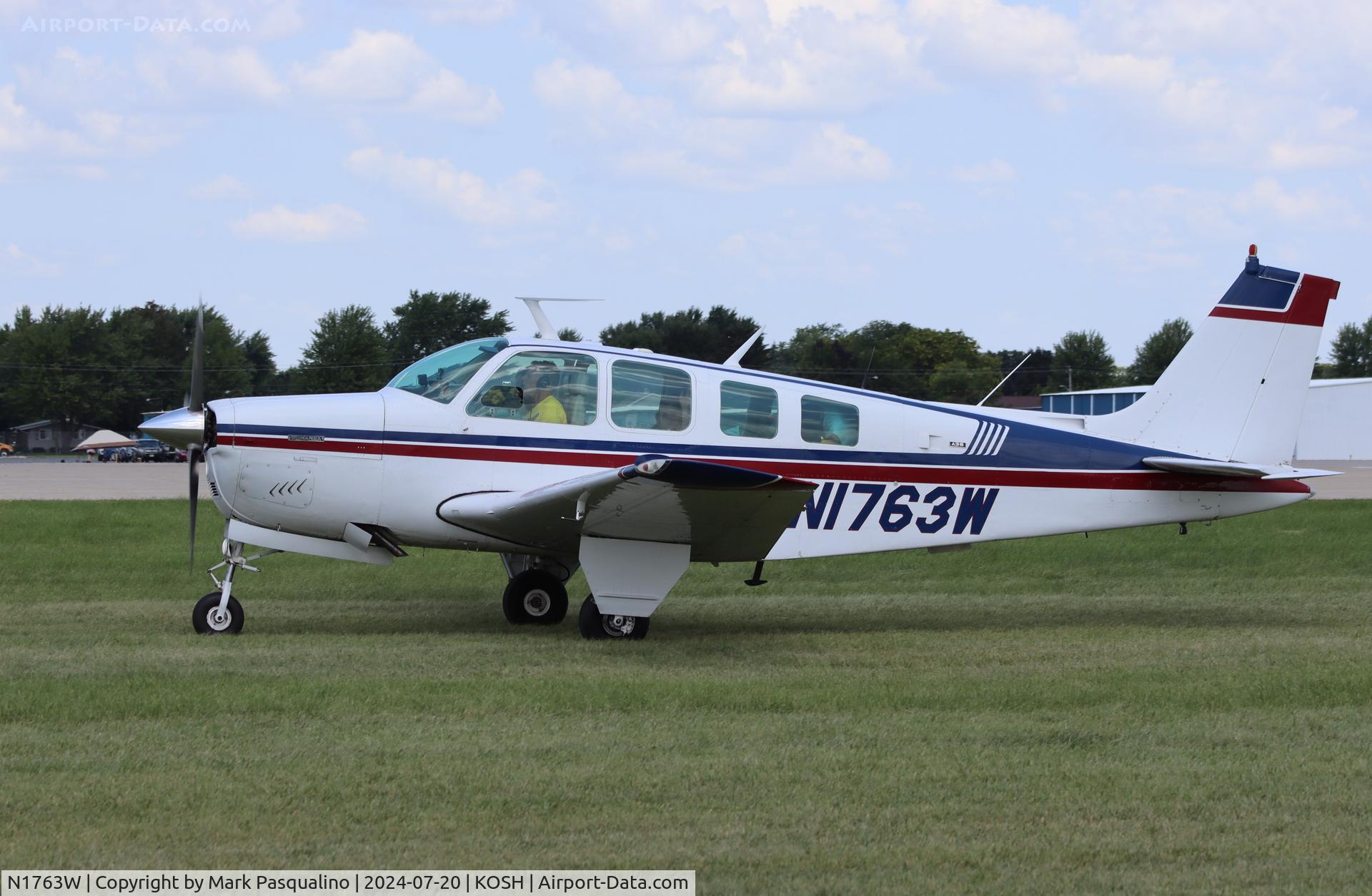 N1763W, 1973 Beech A36 Bonanza 36 C/N E-406, BeechA36