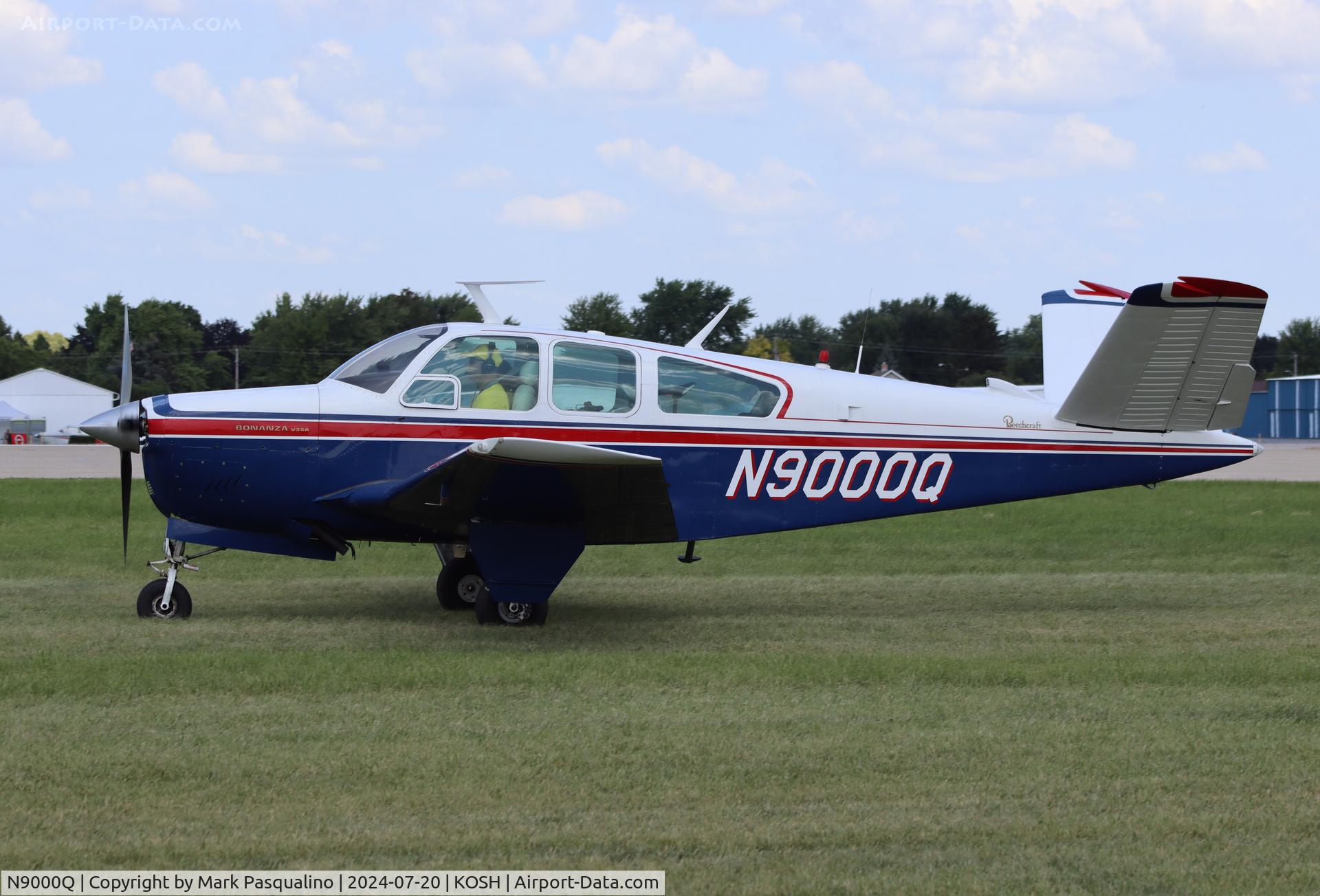 N9000Q, 1969 Beech V35A Bonanza C/N D-9000, Beech V35A