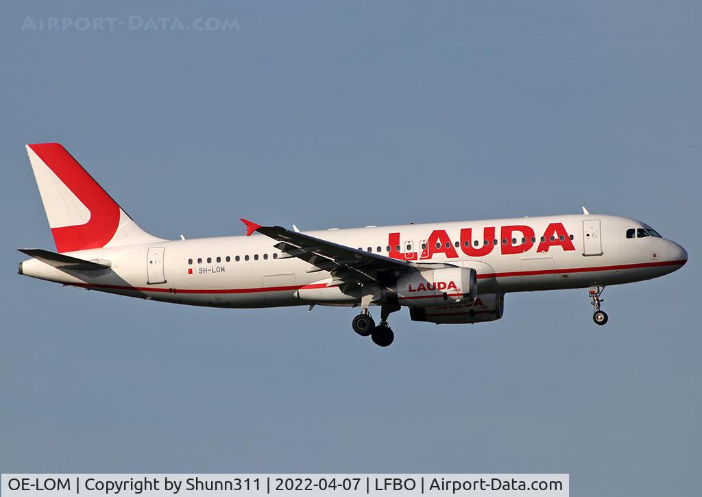 OE-LOM, 2006 Airbus A320-232 C/N 2984, Landing rwy 32L