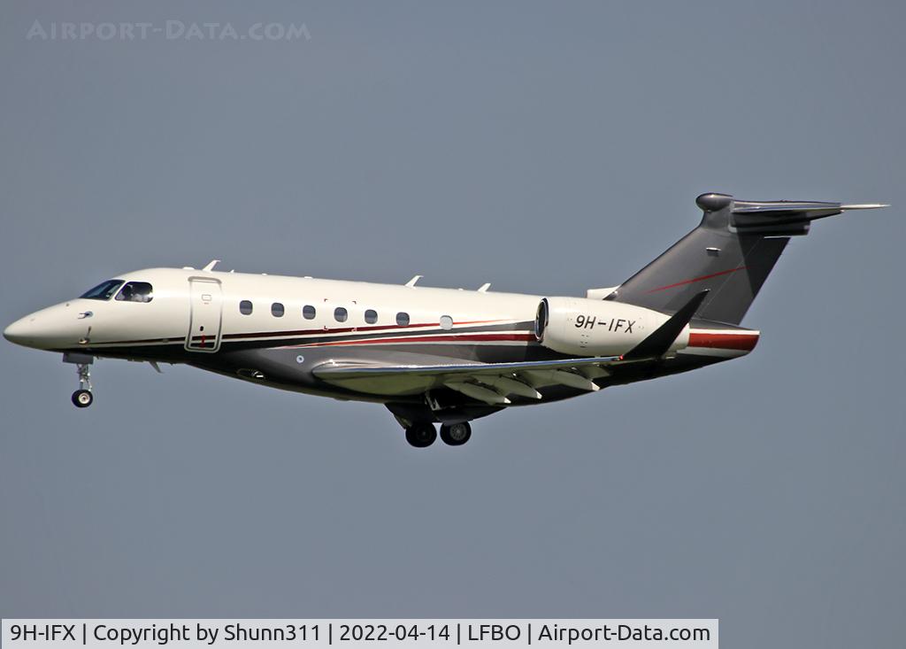 9H-IFX, 2019 Embraer EMB-550 Praetor 600 C/N 55020122, Landing rwy 32R