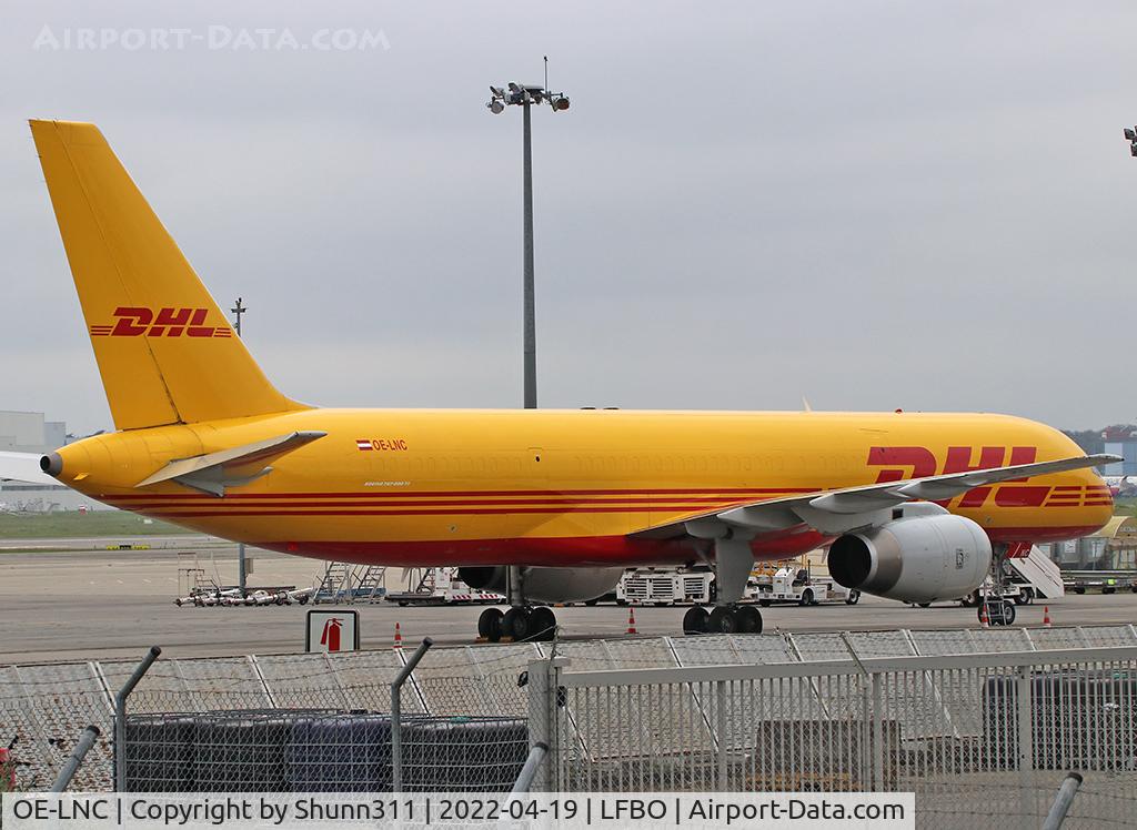 OE-LNC, 1995 Boeing 757-28A C/N 26275, Parked at the Cargo apron...