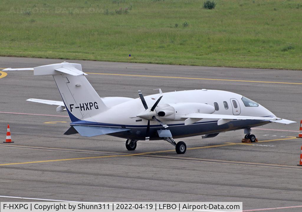 F-HXPG, 2006 Piaggio P-180 Avanti II C/N 1112, Parked at the General Aviation area...