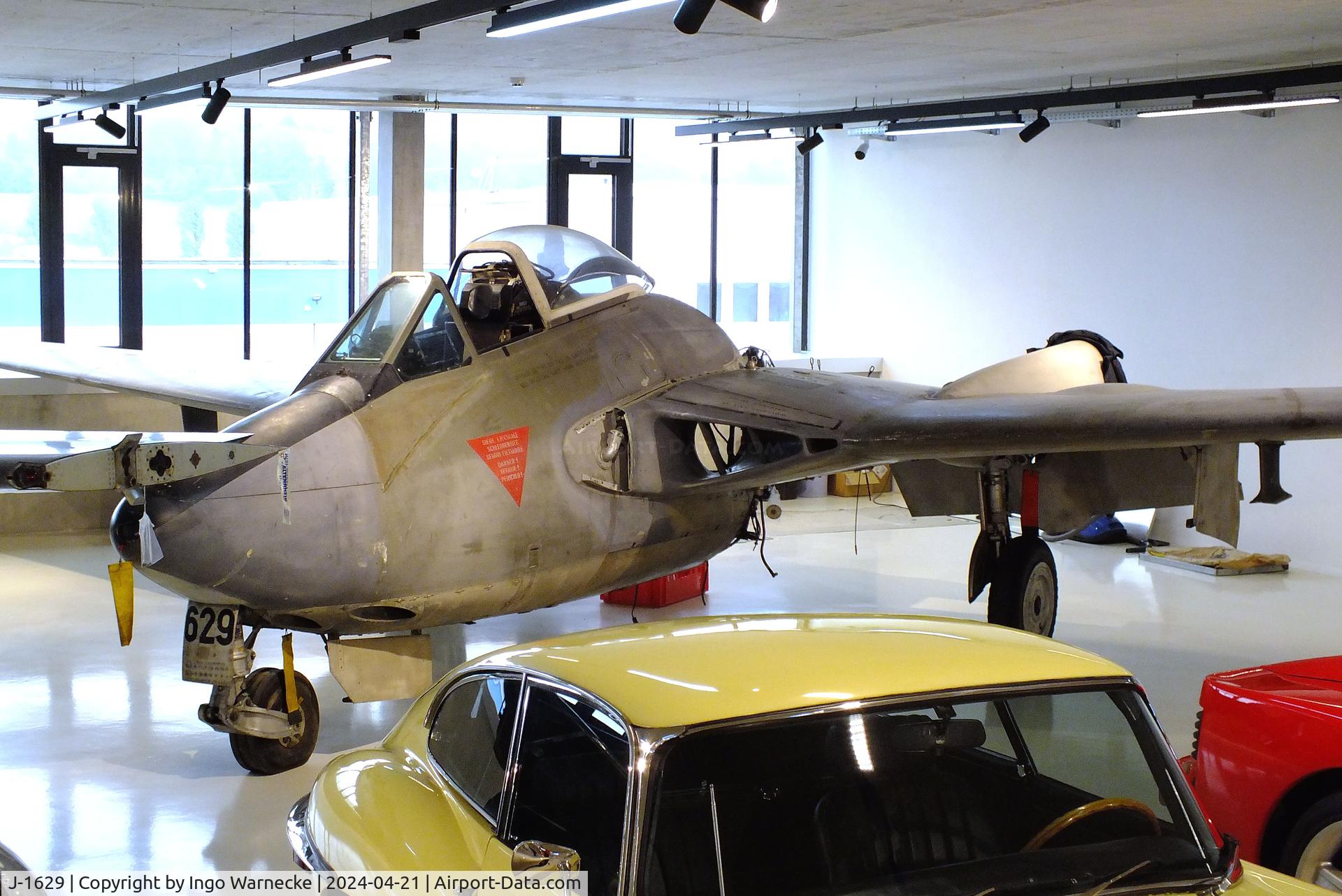 J-1629, De Havilland (F+W Emmen) DH-112 Venom FB.50 C/N 839, De Havilland (F+W Emmen) D.H.112 Venom FB50 (tail booms and aft fuselage dismounted) at the FFA-Museum, Altenrhein