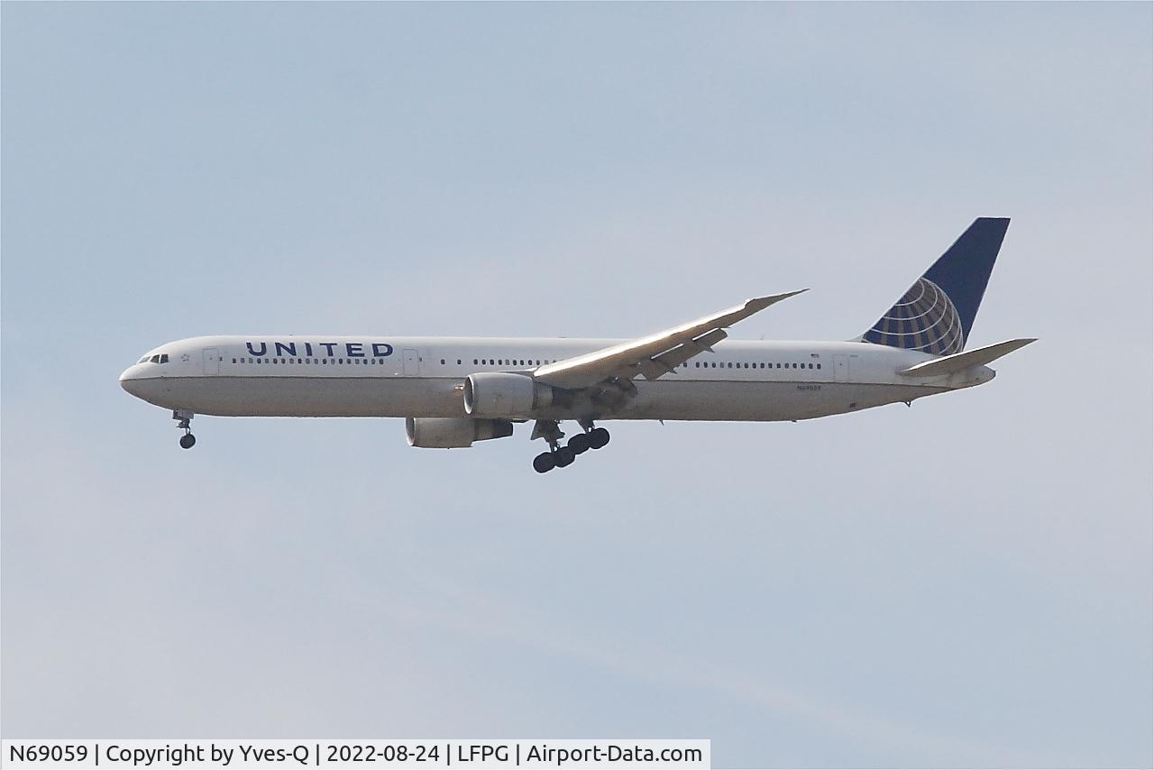 N69059, 2002 Boeing 767-424/ER C/N 29454, Boeing 767-424ER, Short approach rwy 09L, Roissy Charles De Gaulle airport (LFPG-CDG)