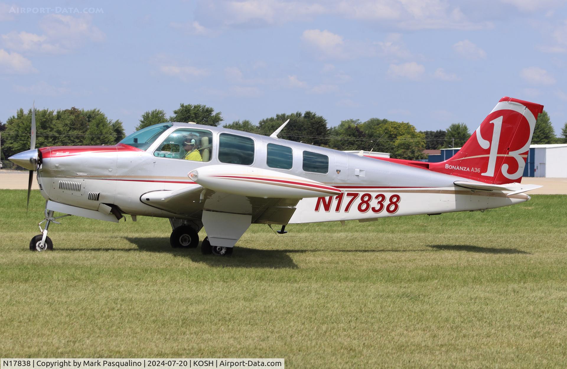 N17838, 1977 Beech A36 Bonanza 36 C/N E-1046, Beech A36