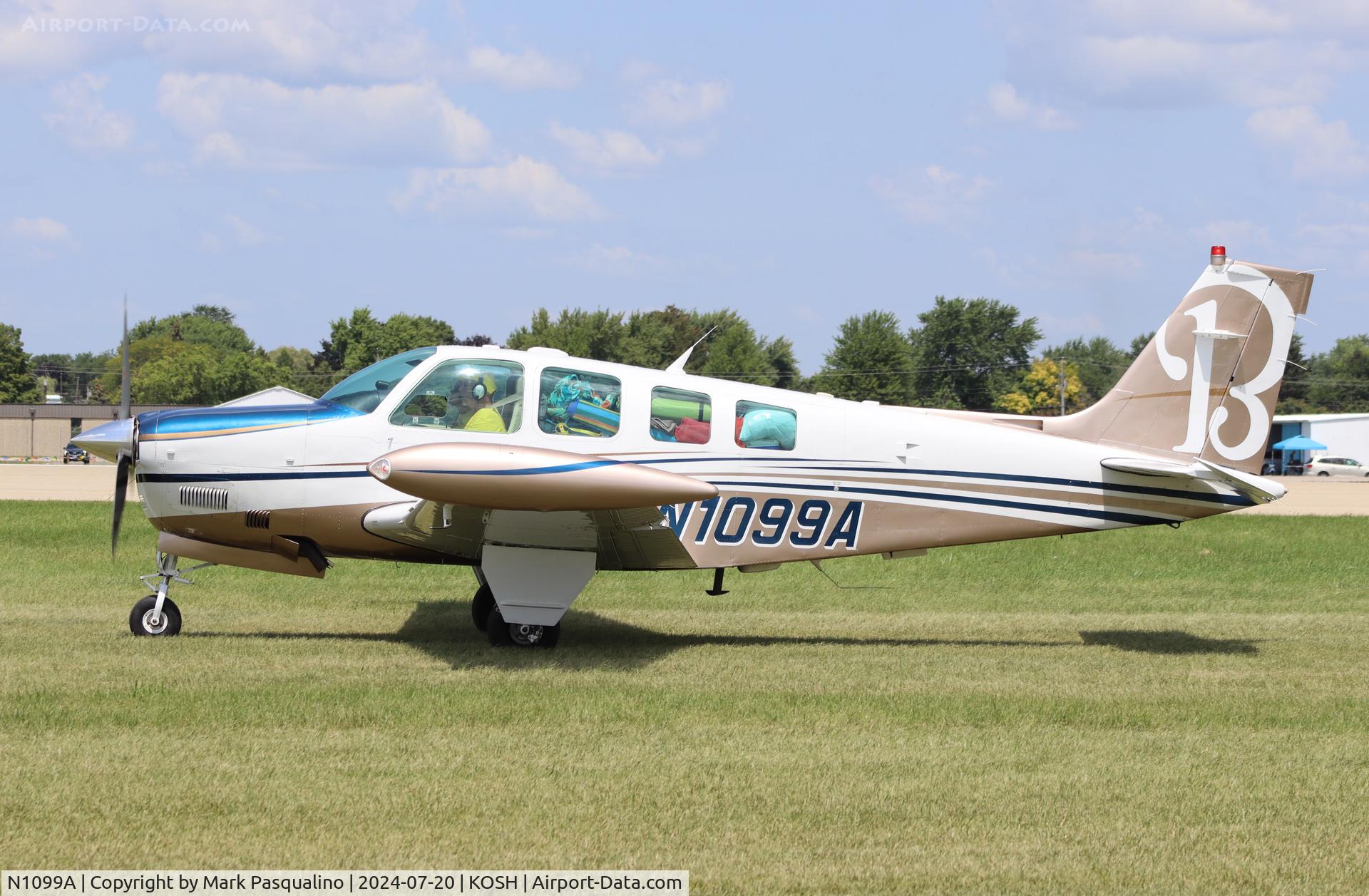 N1099A, 1997 Raytheon Aircraft Company A36 Bonanza C/N E-3088, Beech A36