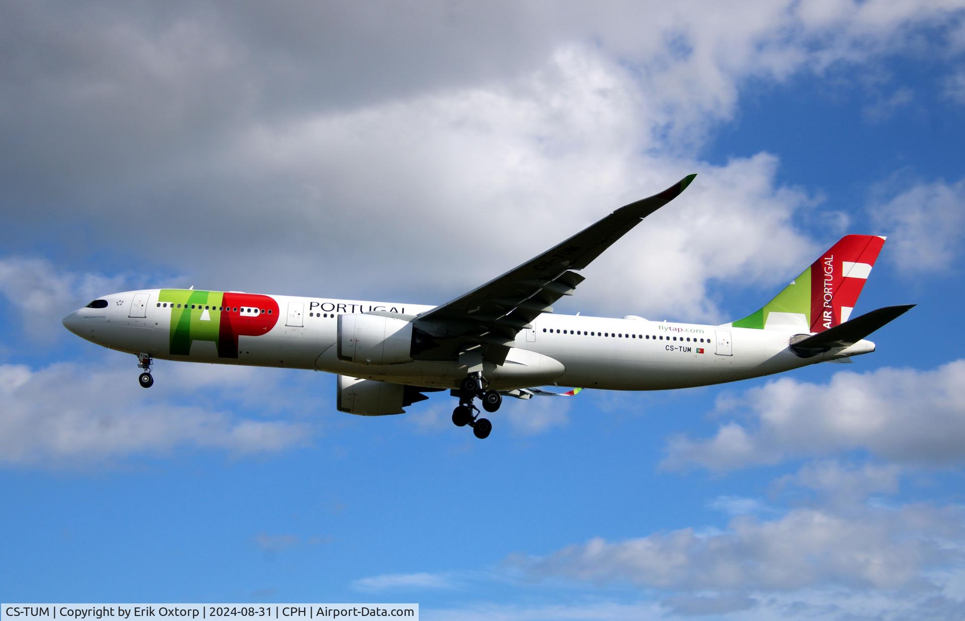 CS-TUM, 2019 Airbus A330-941N C/N 1918, CS-TUM landing rw 04L