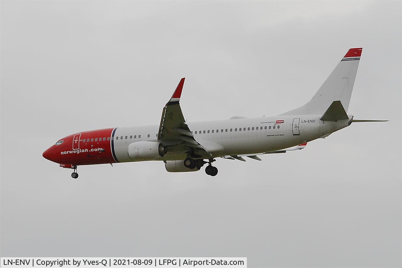 LN-ENV, 2015 Boeing 737-8JP C/N 41140, Boeing 737-8JP, On final rwy 26L, Roissy Charles De Gaulle airport (LFPG-CDG)