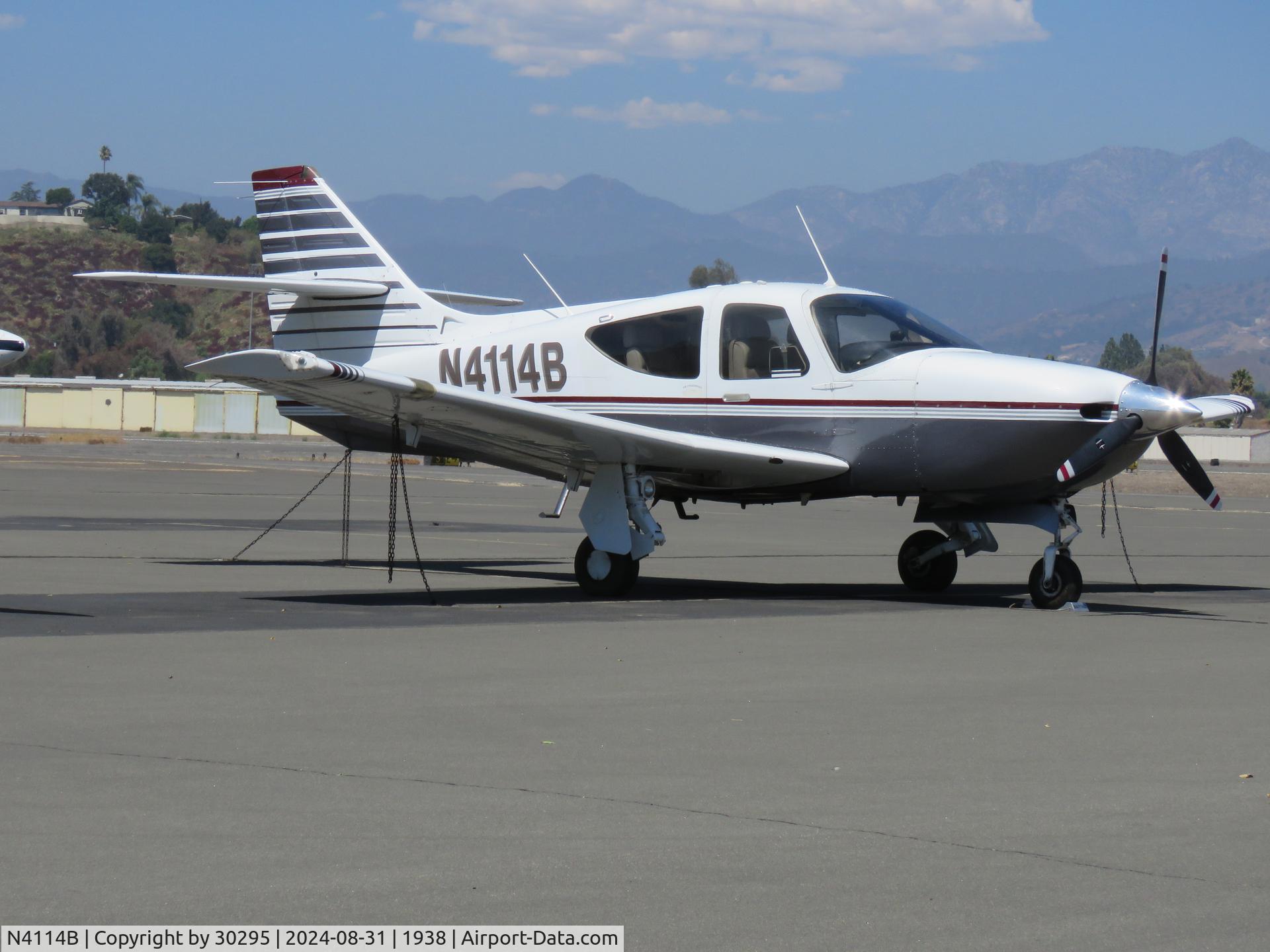N4114B, 1993 Rockwell Commander 114B C/N 14598, Parked