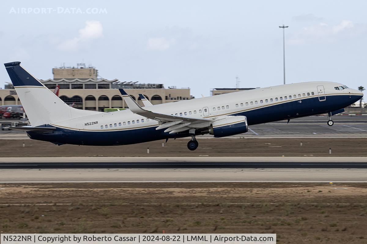 N522NR, 2014 Boeing 737-8ZE (BBJ2) C/N 42215, Runway 13