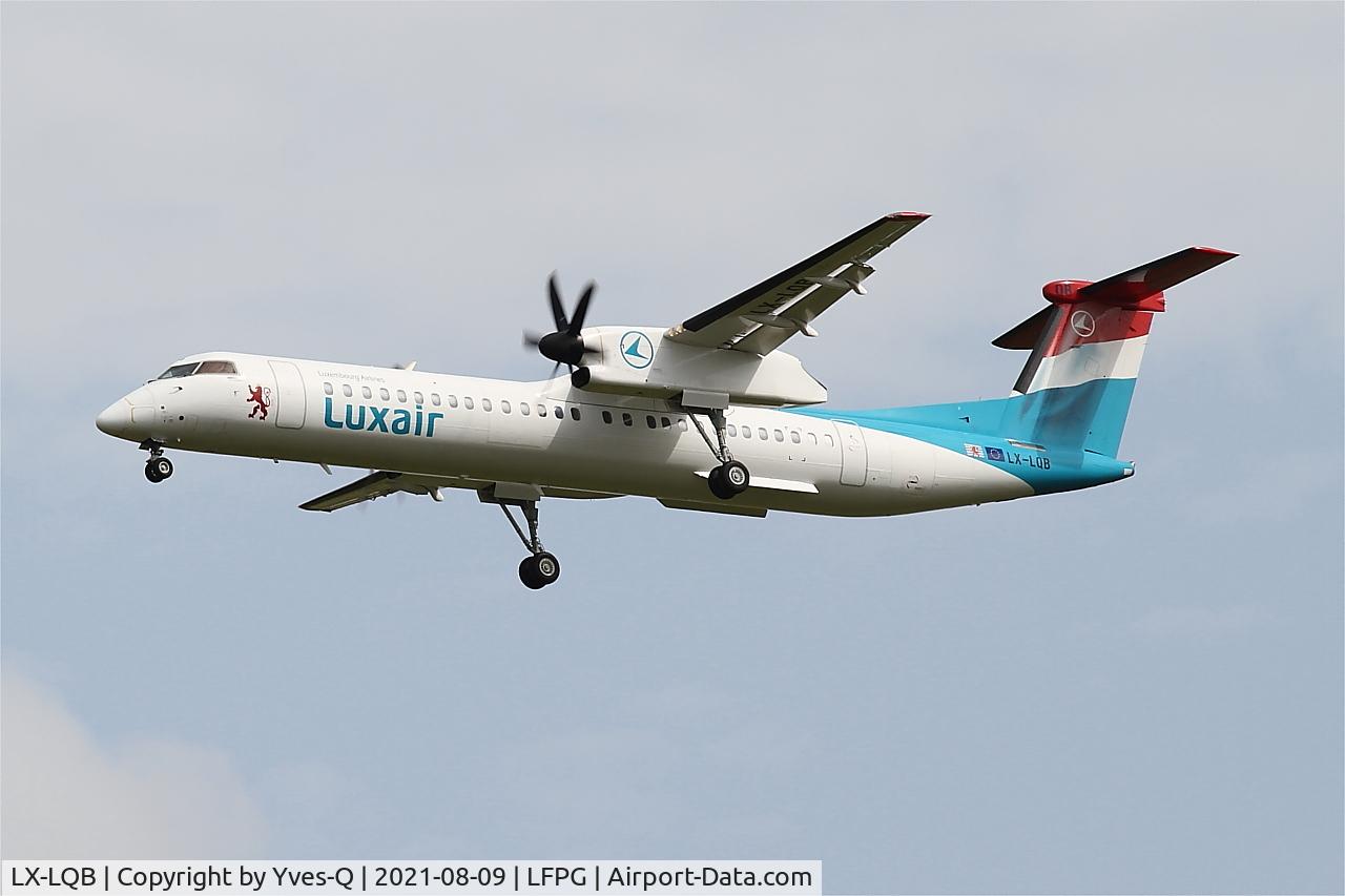 LX-LQB, 2015 De Havilland Canada DHC-8-402Q Dash 8 C/N 4512, De Havilland Canada DHC-8-402Q Dash 8, Short approach Rwy 26L, Roissy Charles De Gaulle Airport (LFPG-CDG)