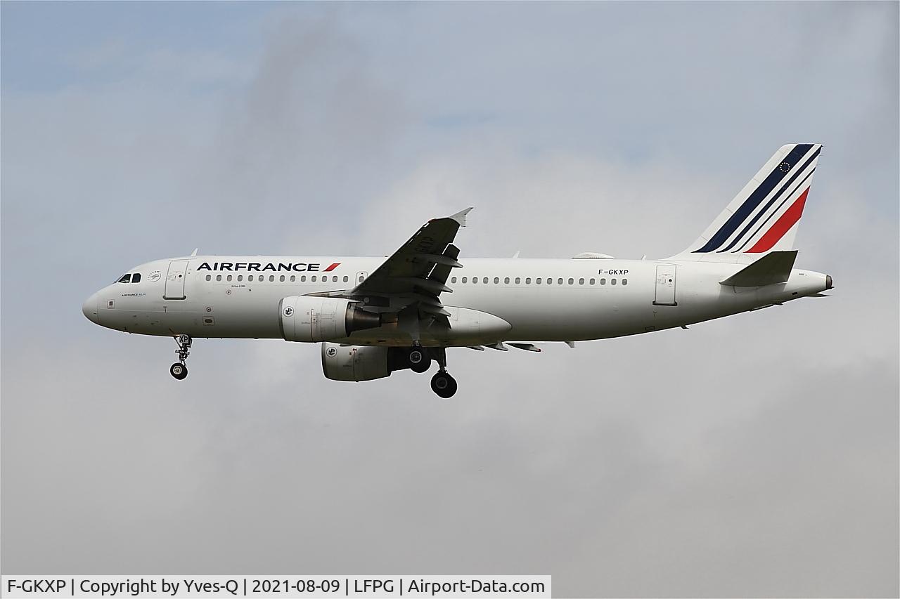 F-GKXP, 2008 Airbus A320-214 C/N 3470, Airbus A320-214, On final rwy 26L, Roissy Charles De Gaulle airport (LFPG-CDG)