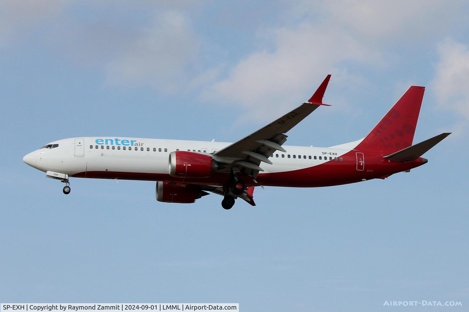 SP-EXH, Boeing 737-8 MAX C/N 64509, B737-8 MAX SP-EXH Enter Air