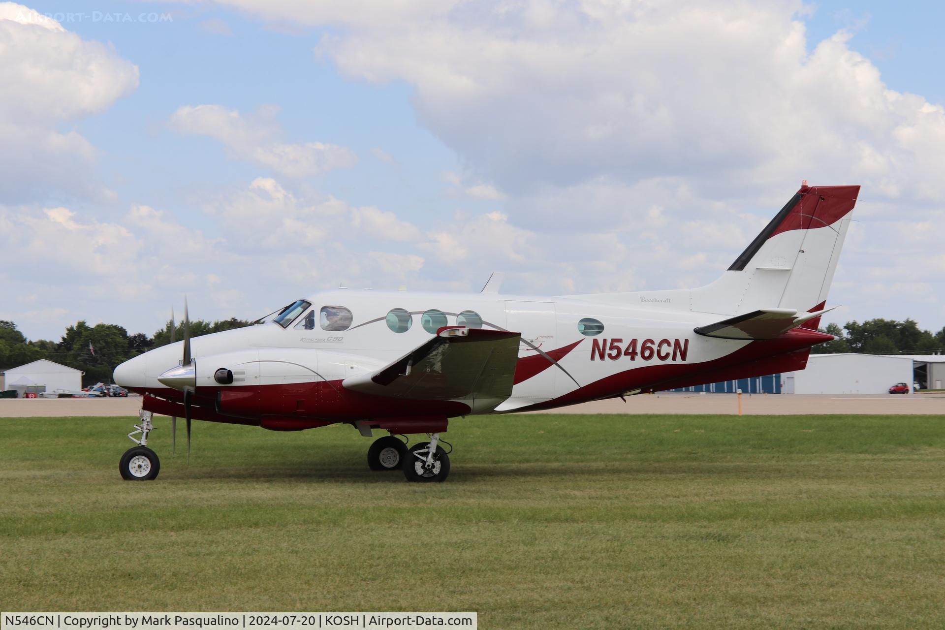 N546CN, 1974 Beech C90 C/N LJ609, Beech C90