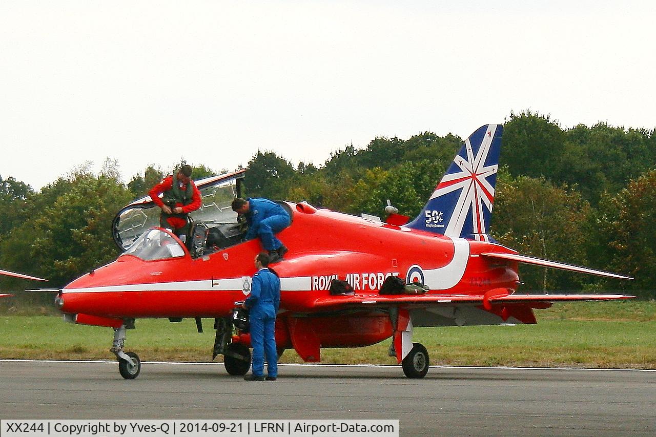 XX244, 1978 Hawker Siddeley Hawk T.1 C/N 080/312080, Red Arrows Hawker Siddeley Hawk T.1A, Flight line, Rennes-St Jacques airport (LFRN-RNS)