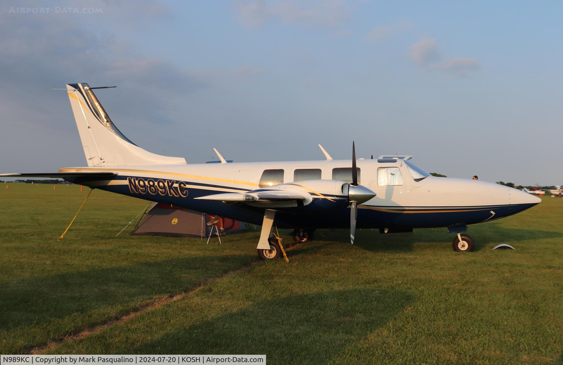 N989KC, Smith Aerostar 600P C/N 61P0287067, Aerostar 600P