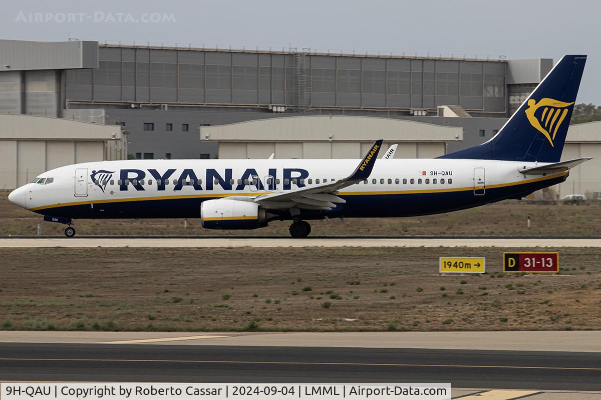 9H-QAU, 2017 Boeing 737-800 C/N 44800, Runway 13