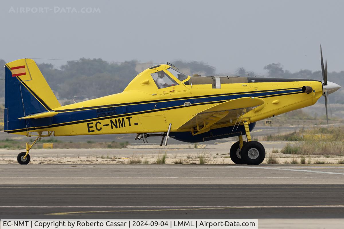 EC-NMT, Air Tractor AT-802A C/N 802A-0850, Park 2