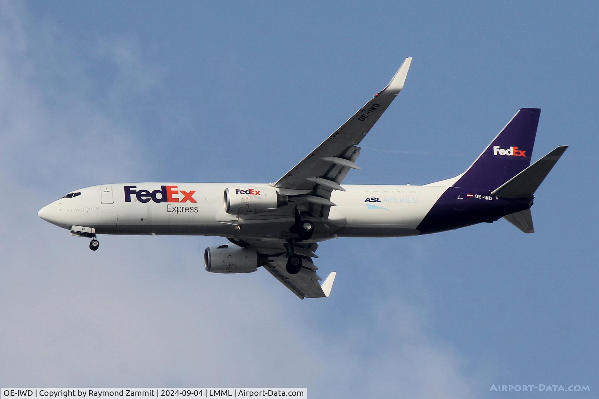 OE-IWD, 2007 Boeing 737-8AS C/N 35550, B737-800 OE-IWD Fedex