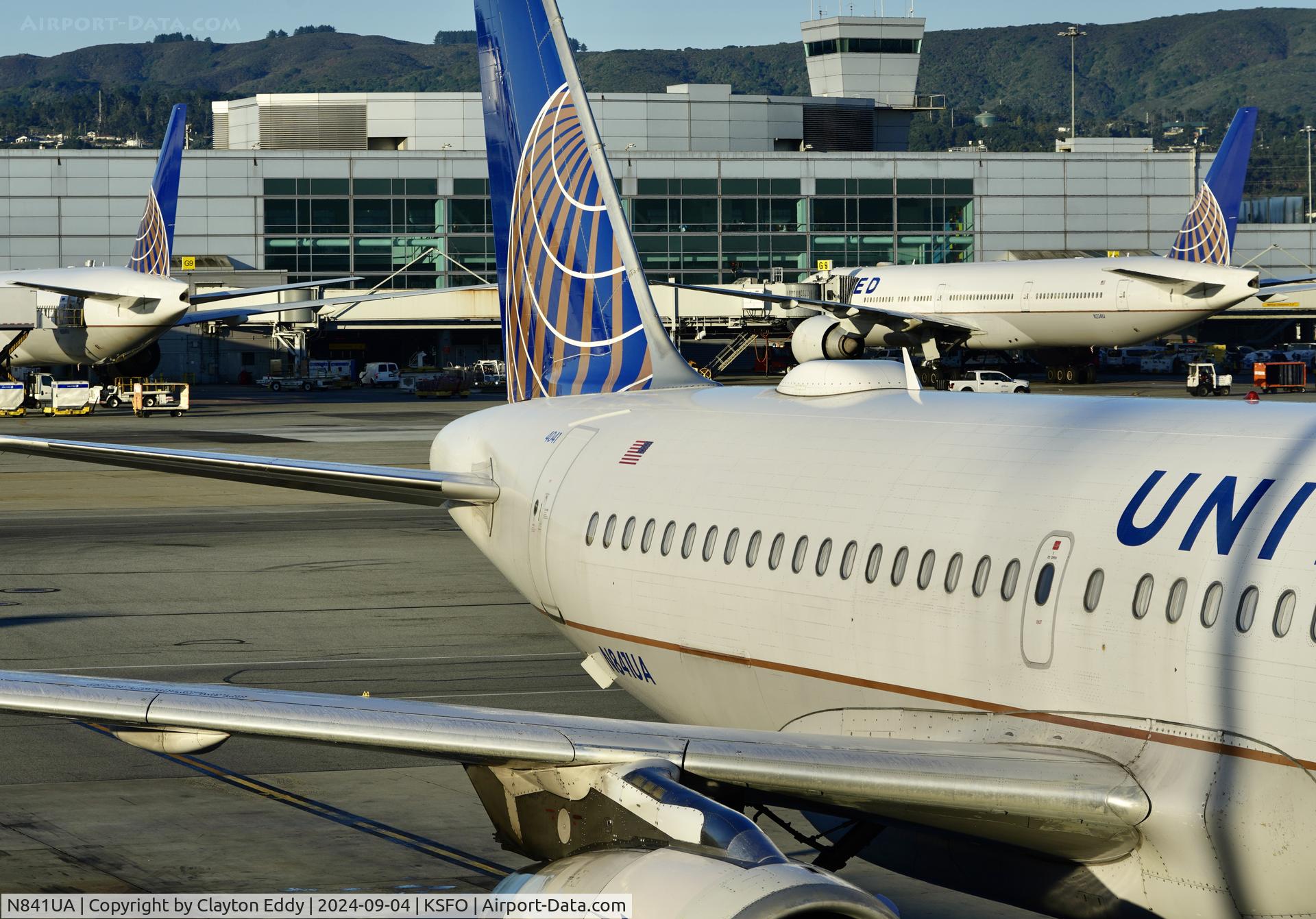 N841UA, 2001 Airbus A319-131 C/N 1545, SFO 2024.