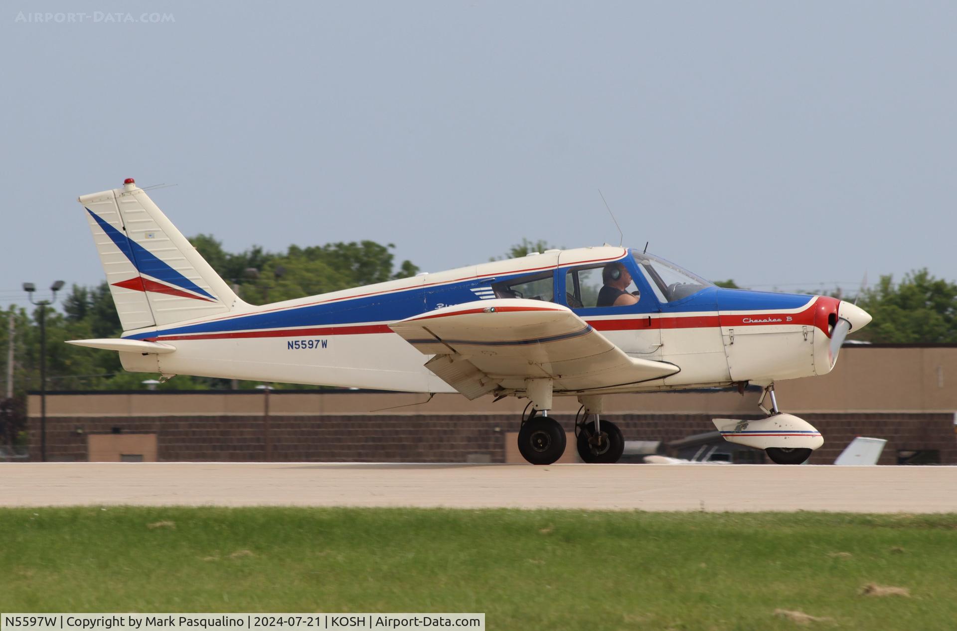 N5597W, 1962 Piper PA-28-160 Cherokee C/N 28-733, Piper PA-28-160