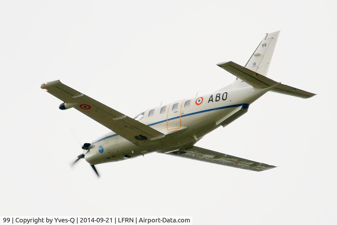 99, 1994 Socata TBM-700 C/N 99, Socata TBM-700, Rennes-St Jacques airport (LFRN-RNS)