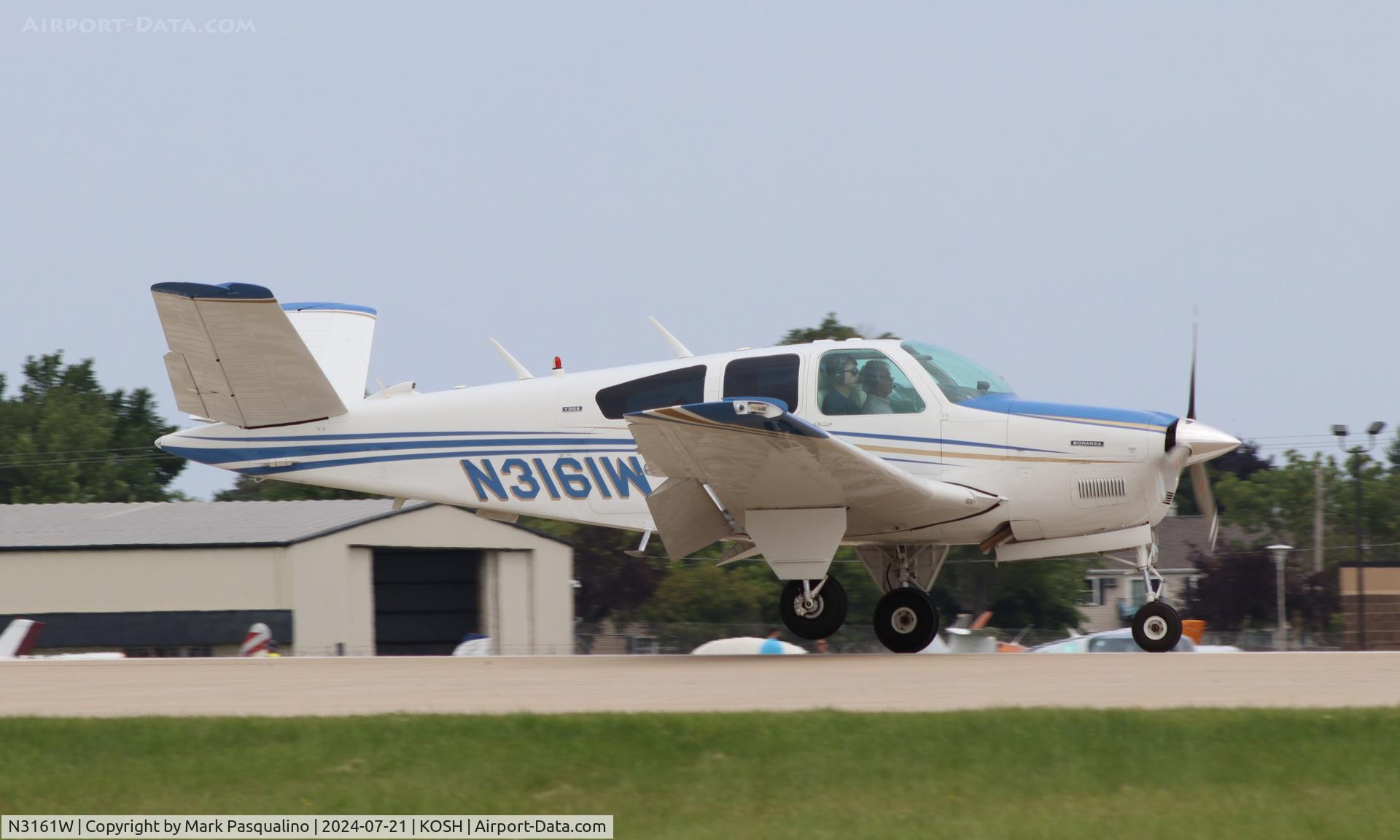 N3161W, 1973 Beech V35B Bonanza C/N D-9572, Beech V35B