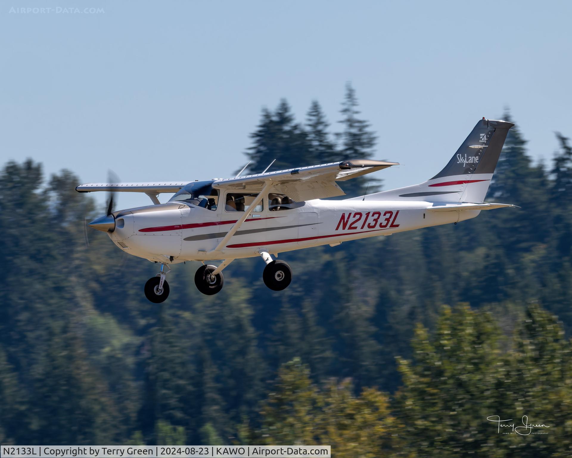 N2133L, 2003 Cessna 182T Skylane C/N 18281287, KAWO