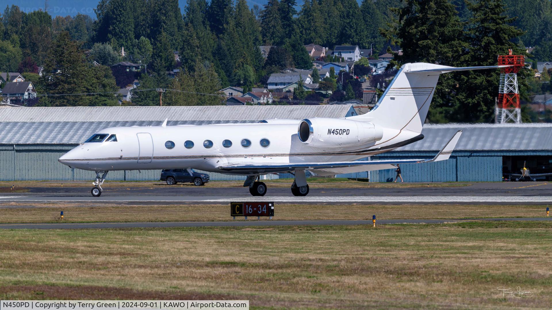 N450PD, 2014 Gulfstream Aerospace GIV-X (G450) C/N 4312, KAWO