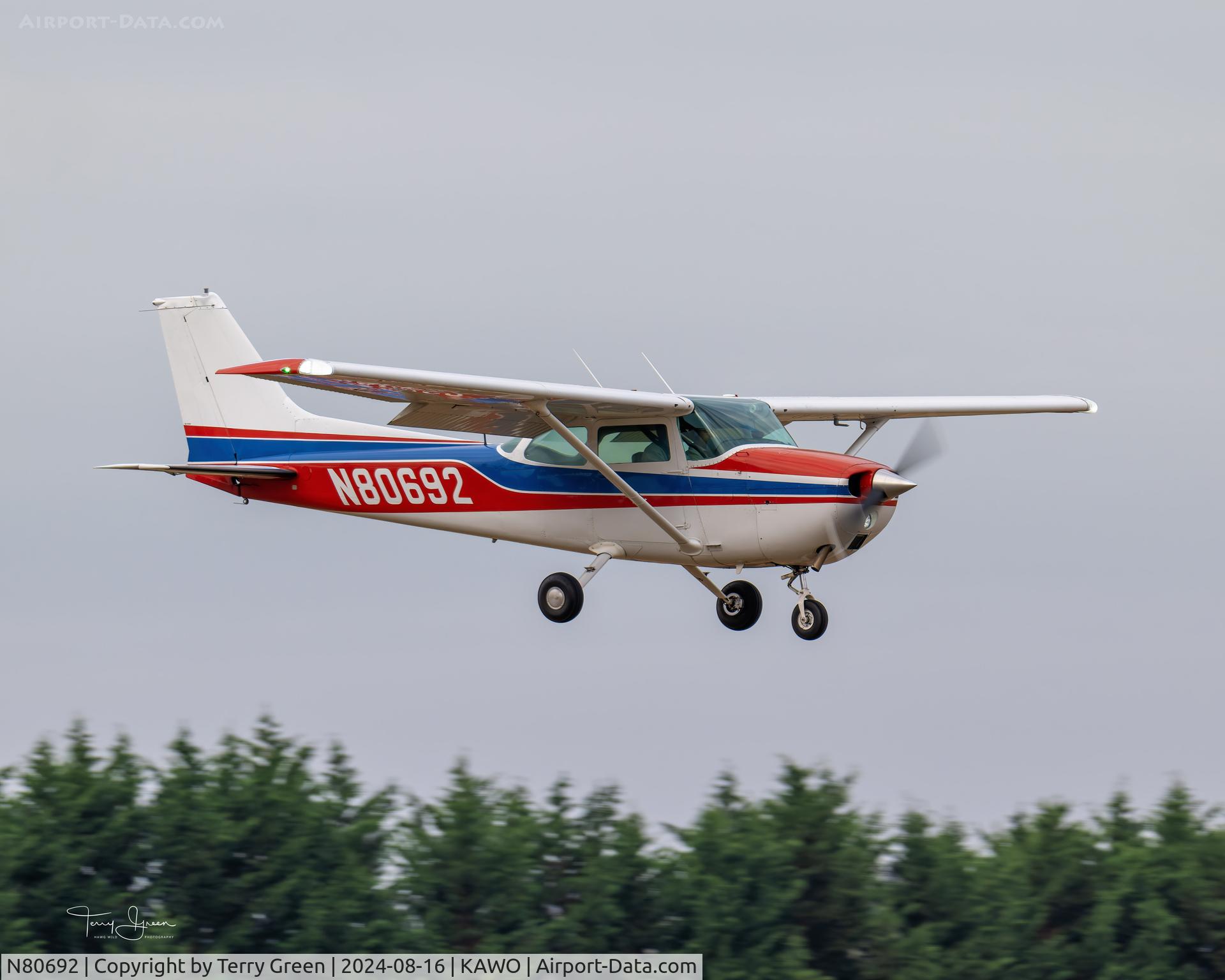 N80692, 1976 Cessna 172M C/N 17266703, KAWO