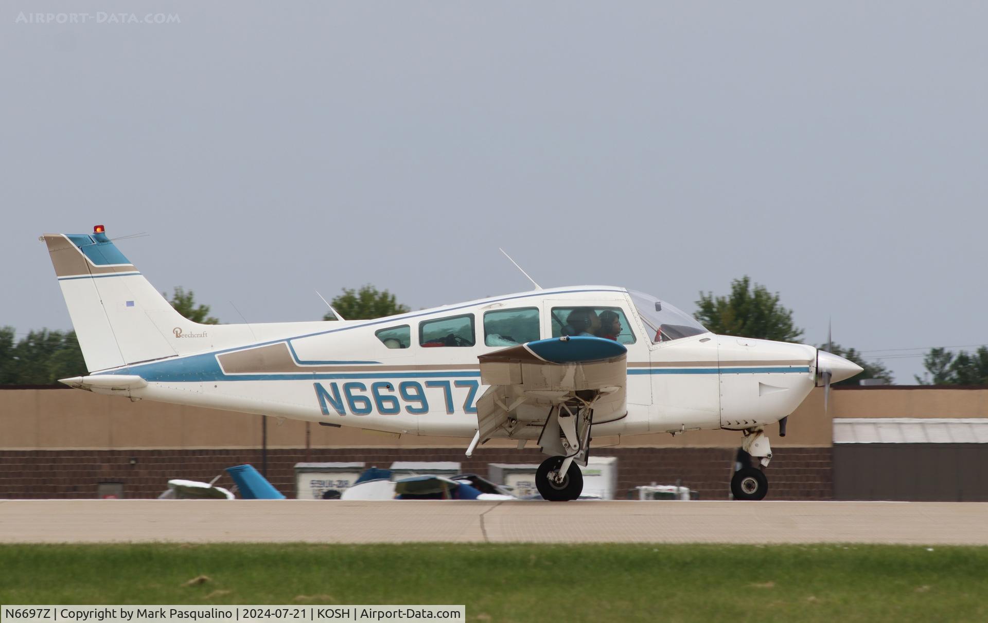 N6697Z, 1979 Beech C24R C/N MC-695, Beech C24R