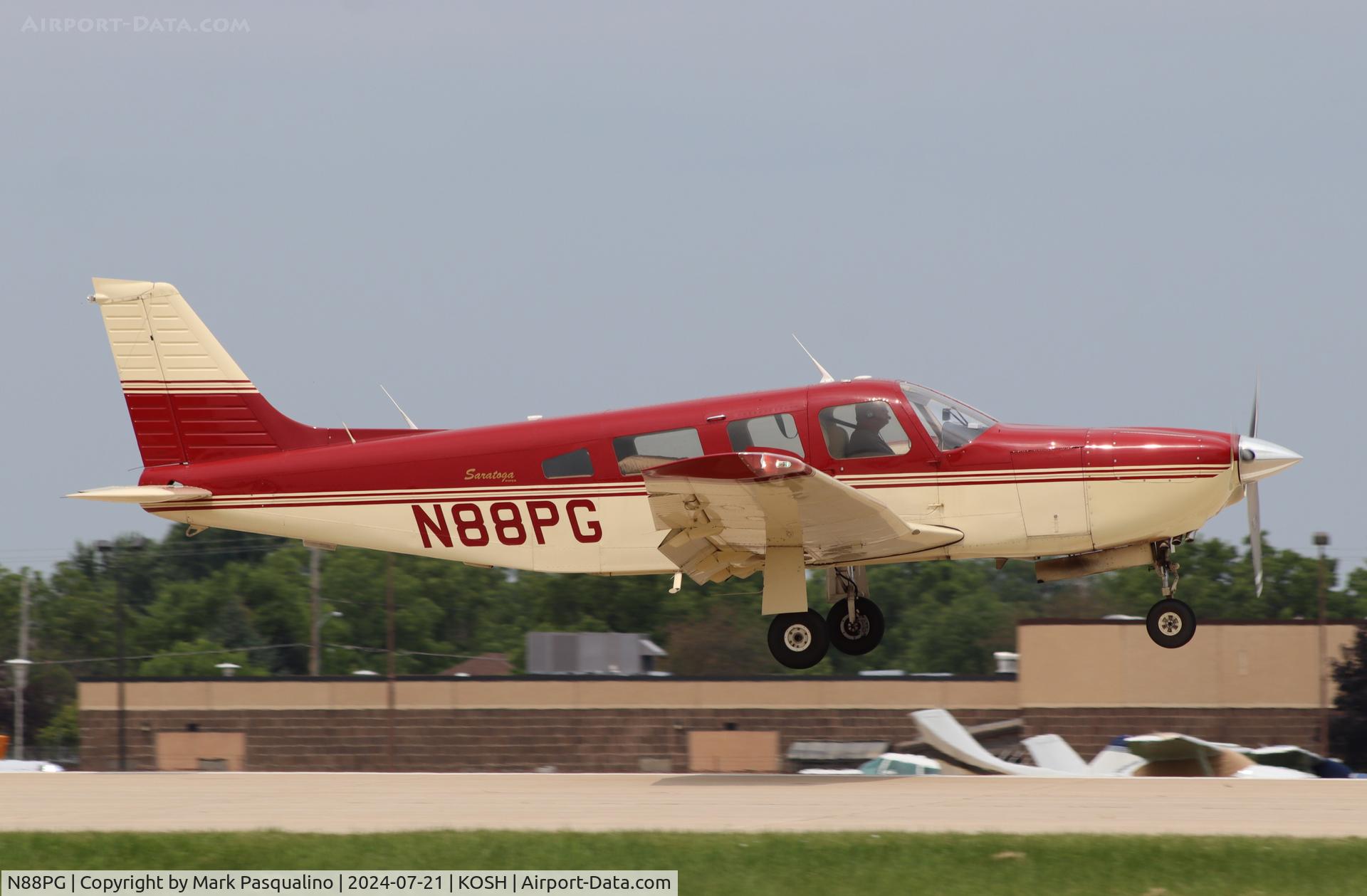 N88PG, 1980 Piper PA-32R-301 C/N 32R-8013060, Piper PA-32R-301