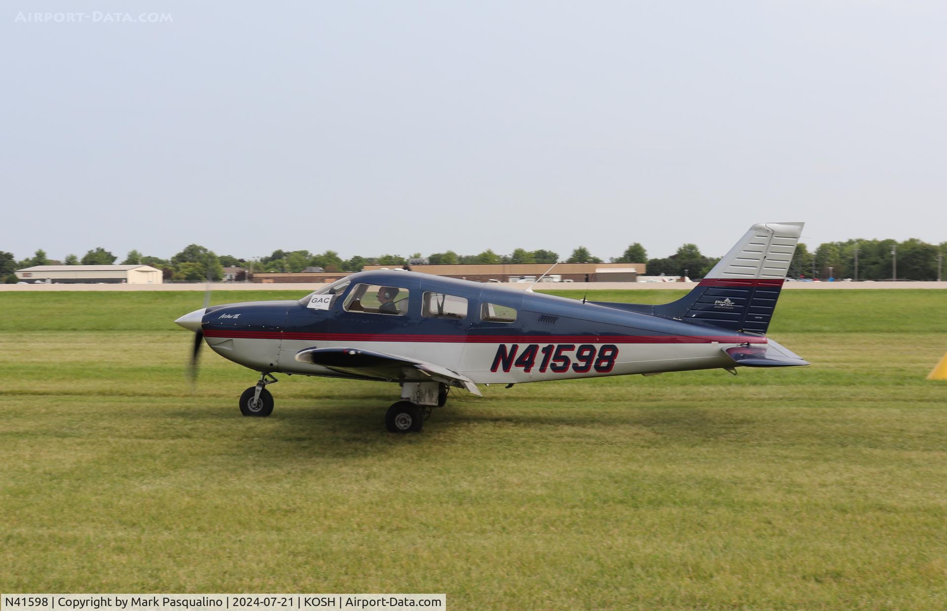 N41598, 1999 Piper PA-28-181 C/N 2843290, Piper PA-28-181