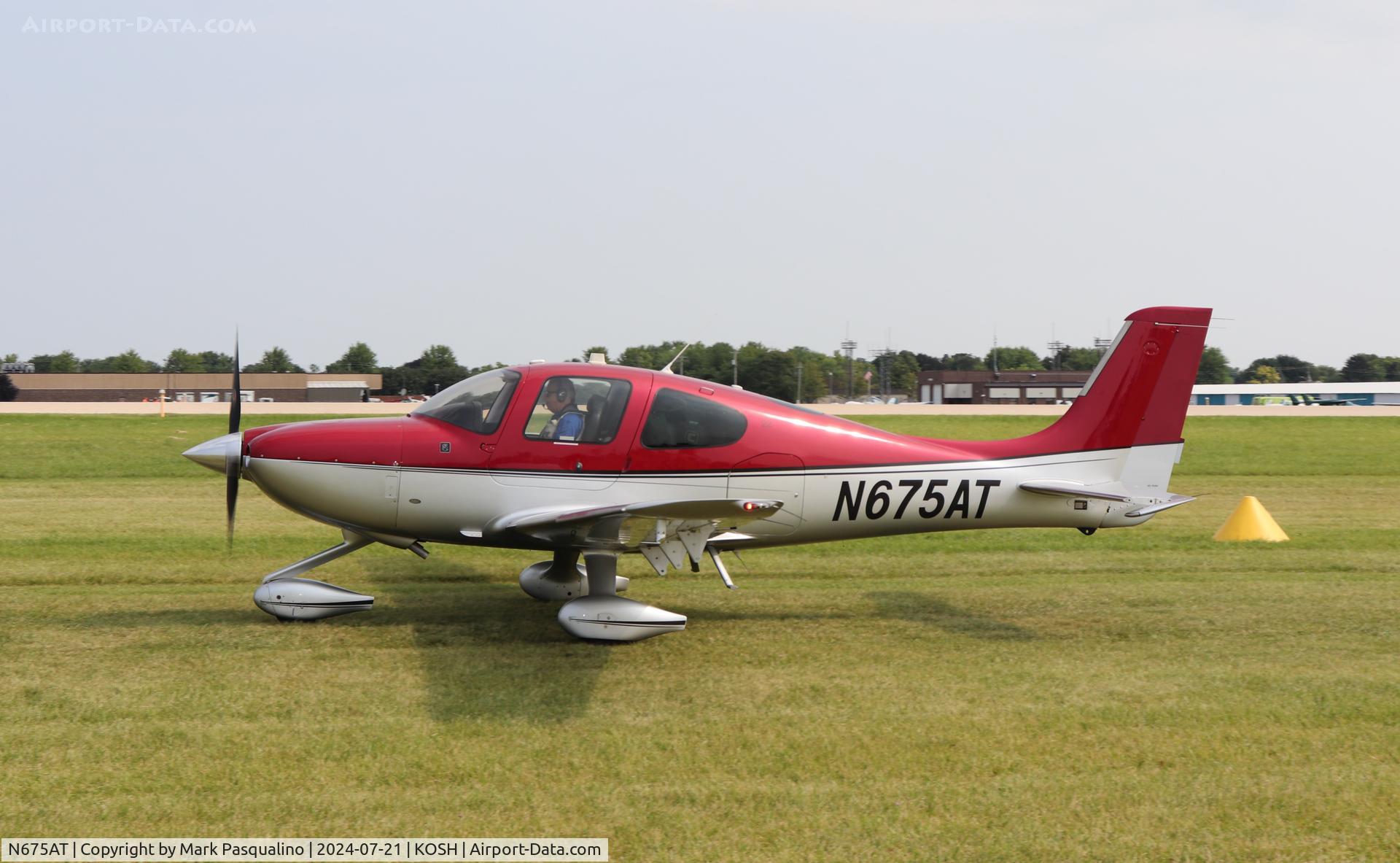 N675AT, 2015 Cirrus SR22 C/N 4220, Cirrus SR22