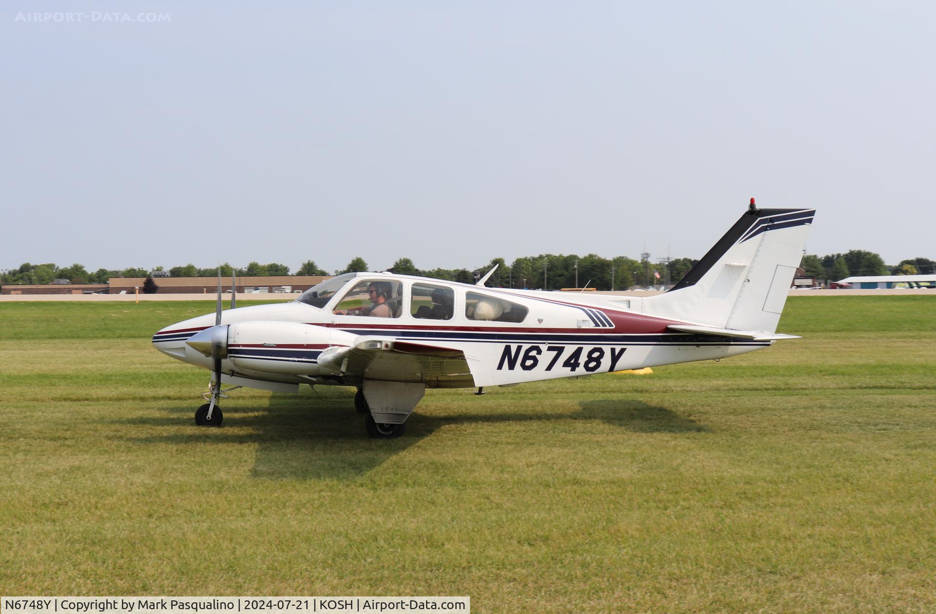 N6748Y, 1980 Beech 95-B55 (T42A) Baron C/N TC-2317, Beech B55