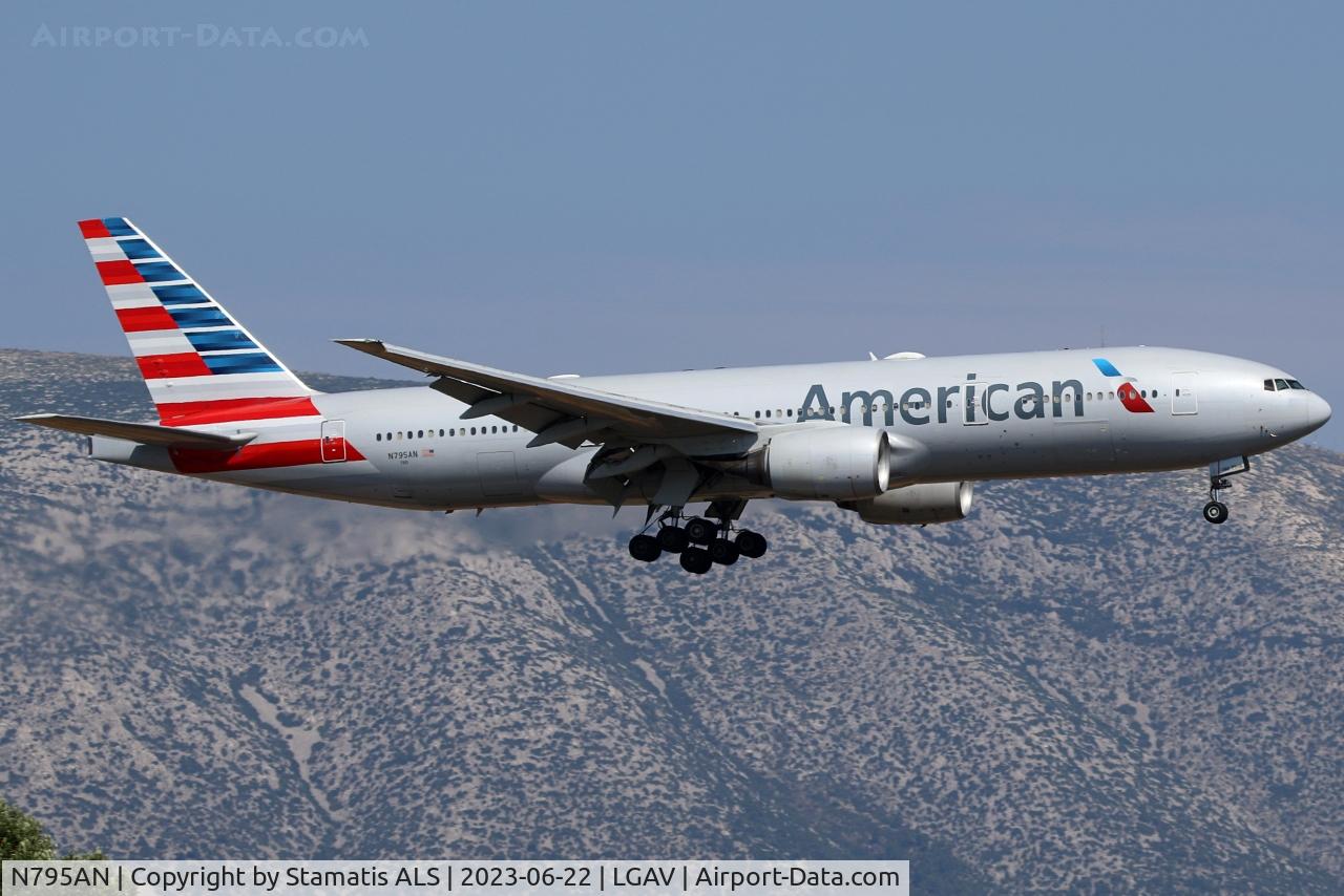 N795AN, 2000 Boeing 777-223 C/N 30257, 03L