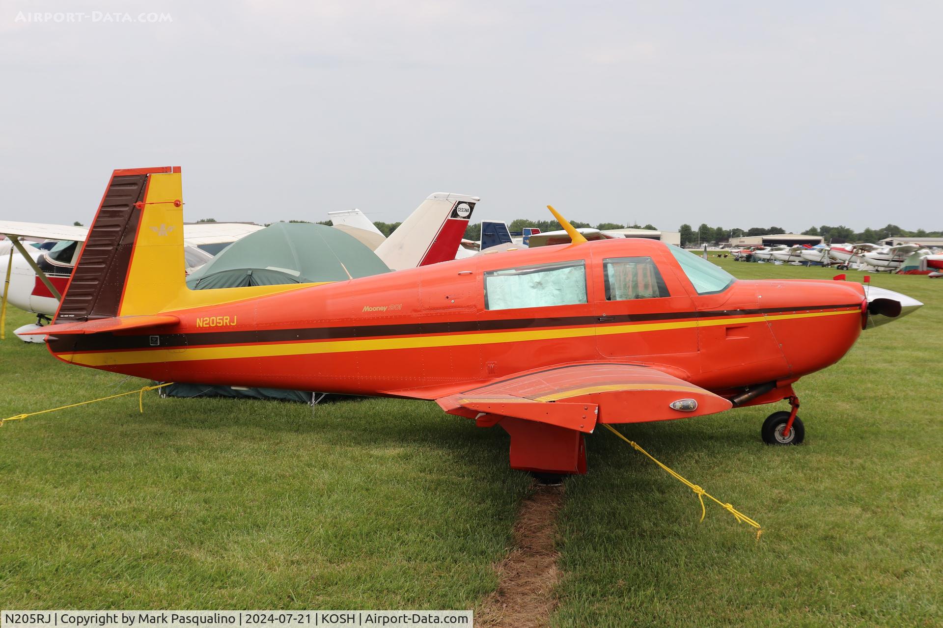 N205RJ, 1979 Mooney M20J 201 C/N 24-0774, Mooney M20J